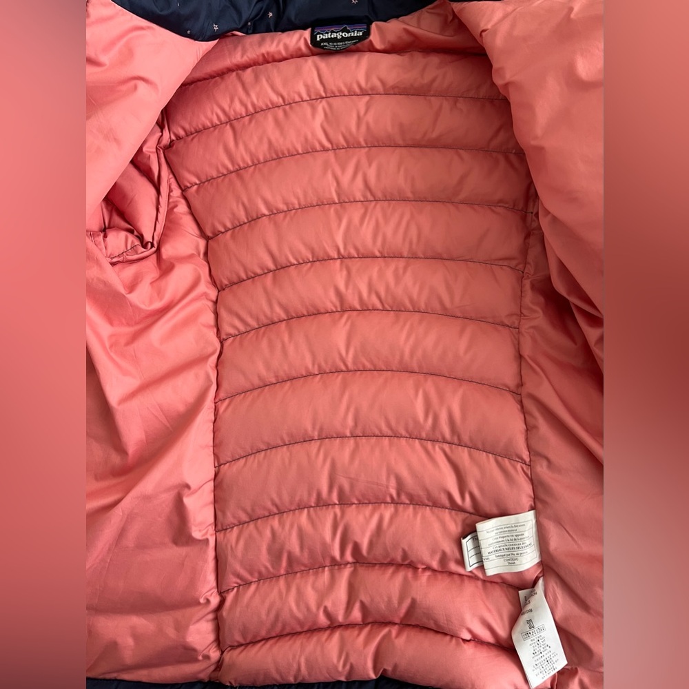 Patagonia Girls Down Jacket XXL 16-18 Great Conditions,navy w pink stars,Minty!! - Picture 8 of 12